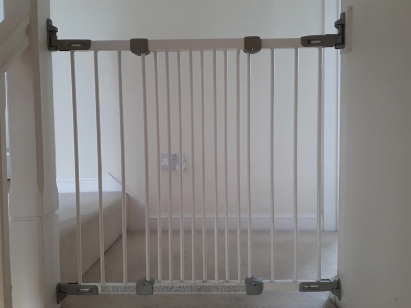 baby gate 90 inches wide